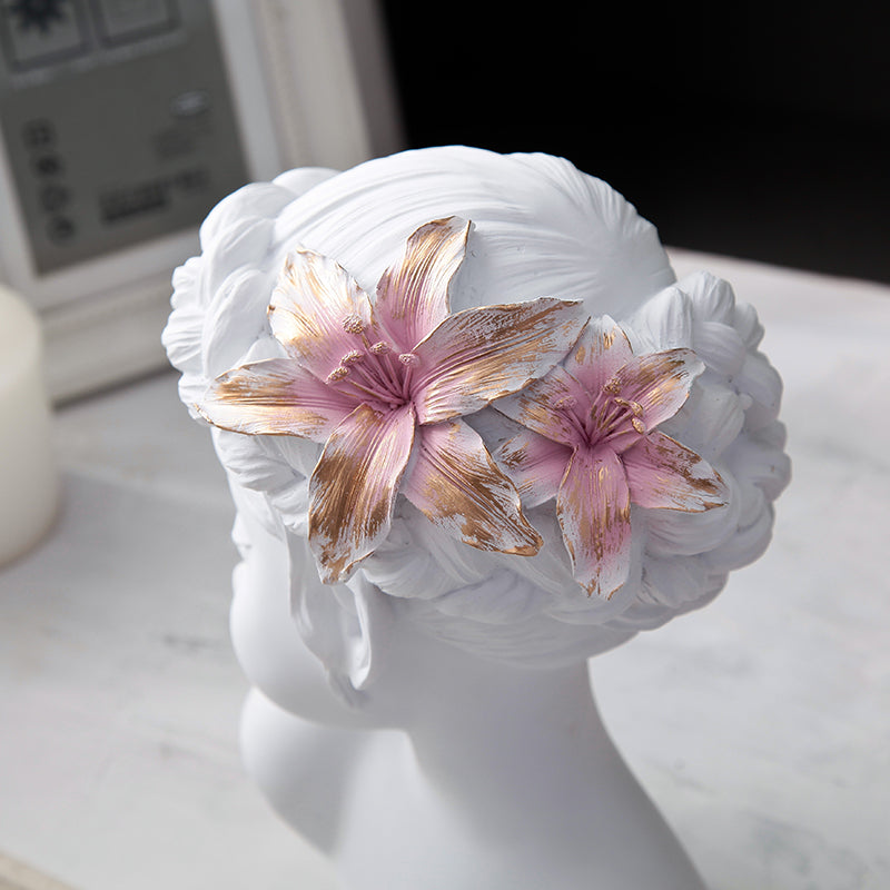 Nordic Beauty Resin Decor